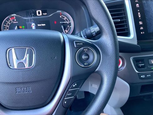 Used 2017 Honda Pilot EX image 24