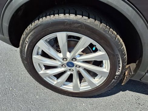 Used 2021 Ford Escape Titanium w/ Titanium Elite Package image 7