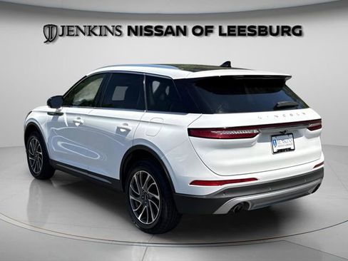 Used 2020 Lincoln Corsair FWD w/ Premium Package image 7