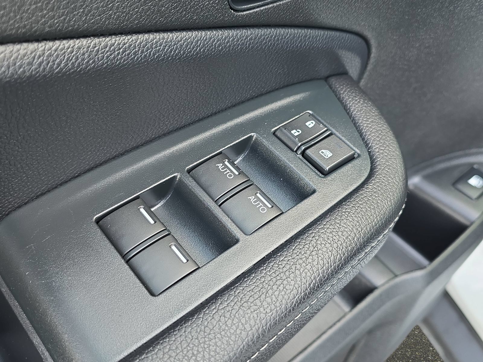 Used 2023 Honda Ridgeline Sport image 28