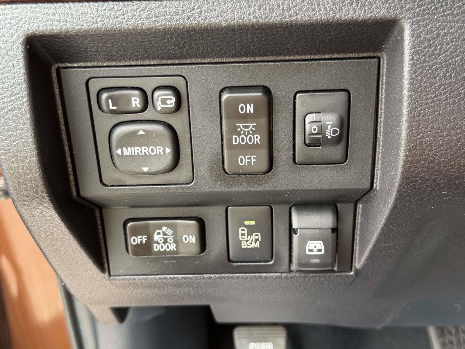 Used 2014 Toyota Tundra 1794 Edition AWD/4WD image 20