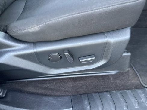 Used 2019 Ford F150 XLT w/ Equipment Group 302A Luxury image 8