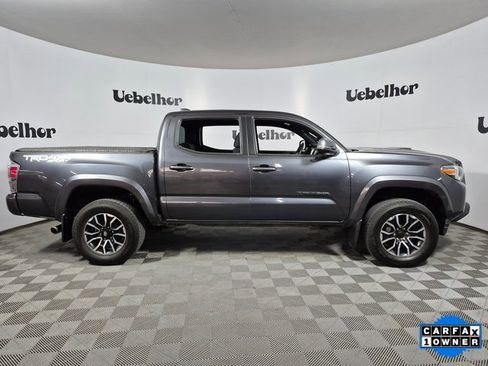 Used 2022 Toyota Tacoma TRD Sport image 8