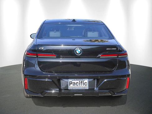 New 2026 BMW i7 eDrive50 w/ M Sport Package RWD image 5