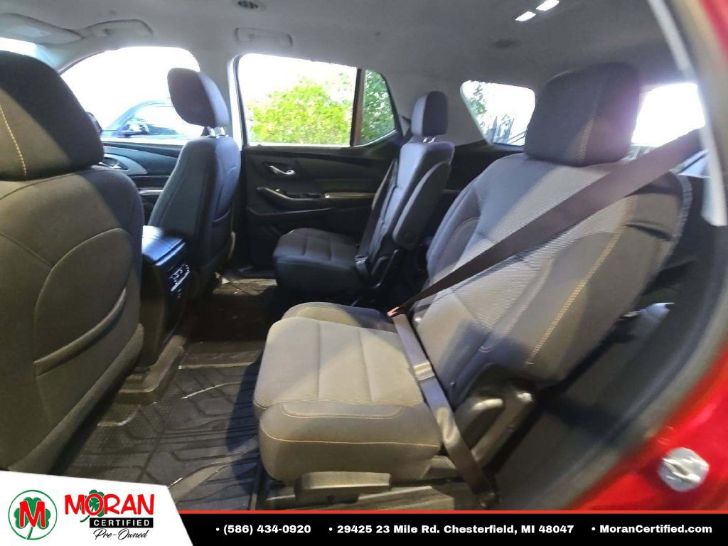 Used 2020 Chevrolet Traverse LT FWD image 7