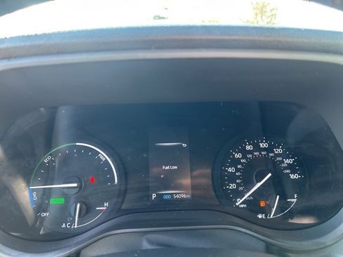 Used 2024 Toyota Sienna XLE image 23