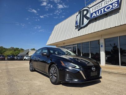Used 2024 Nissan Altima 2.5 SV