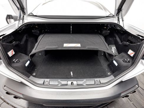 Used 2019 Ferrari Portofino RWD image 49