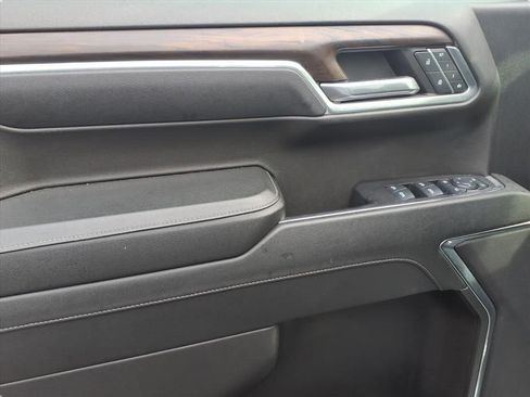 Used 2024 GMC Sierra 1500 SLT image 17