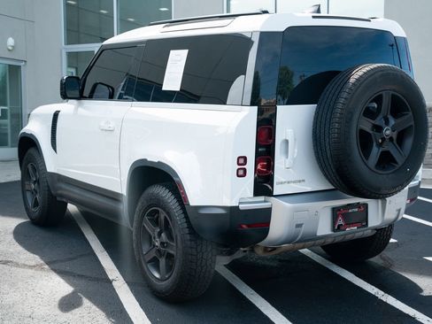 Used 2022 Land Rover Defender 90 S AWD/4WD image 18