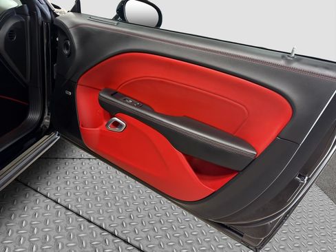 Used 2022 Dodge Challenger R/T Scat Pack RWD image 22