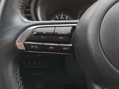 Used 2024 MAZDA MAZDA3 s image 18