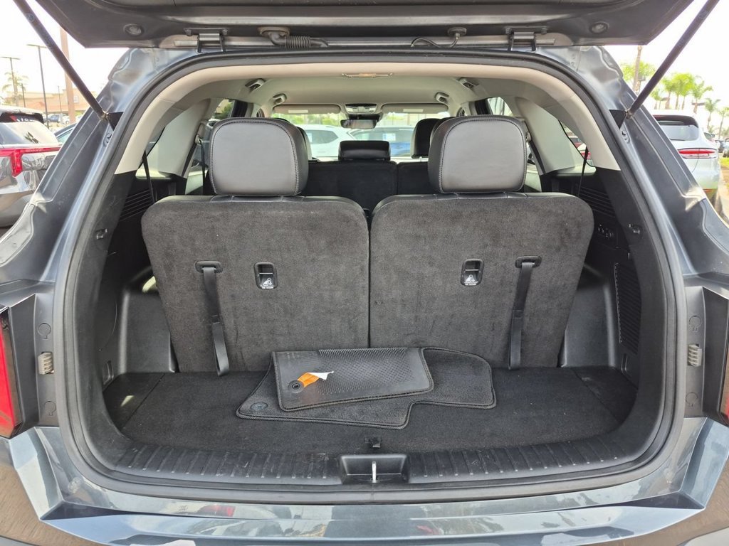 Certified 2024 Kia Sorento S FWD image 26