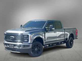 Used 2025 Ford F350 XLT w/ Black Appearance Package AWD/4WD video 1