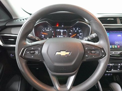 Used 2023 Chevrolet TrailBlazer LT w/ Convenience Package image 13