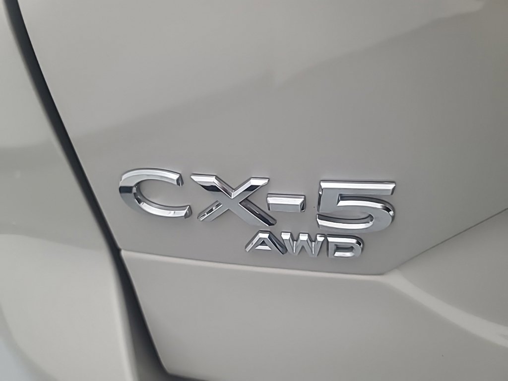 Used 2025 MAZDA CX-5 AWD 2.5 S w/ Preferred Package image 12