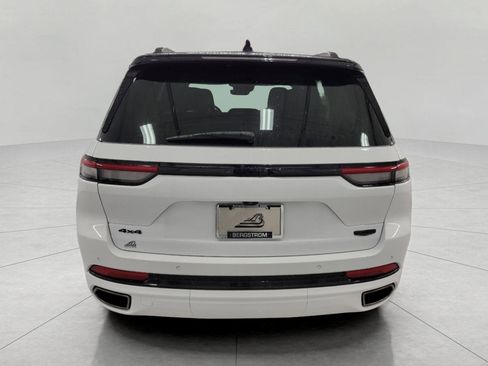 Used 2025 Jeep Grand Cherokee Summit w/ Obsidian Package AWD/4WD image 26