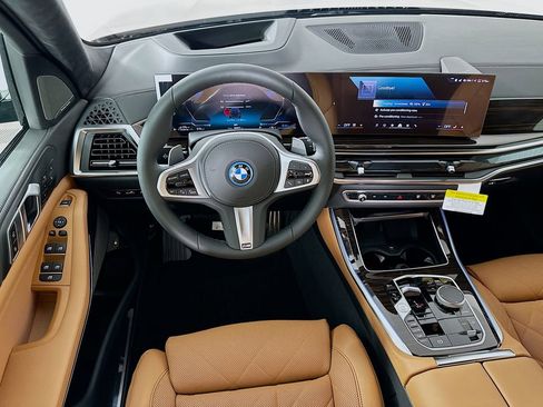 New 2026 BMW X5 xDrive50e w/ M Sport Package AWD/4WD image 19