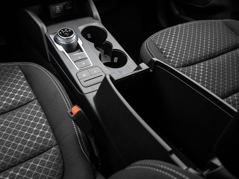 Certified 2024 Ford Escape Active FWD image 15