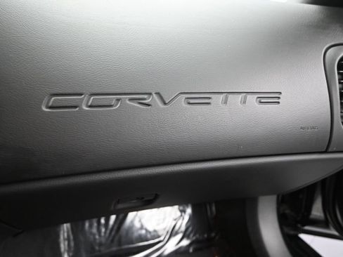 Used 2011 Chevrolet Corvette Convertible w/ Preferred Equipment Group RWD image 23