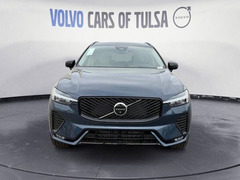 New 2026 Volvo XC60 B5 Ultra w/ Protection Package Premier image 8