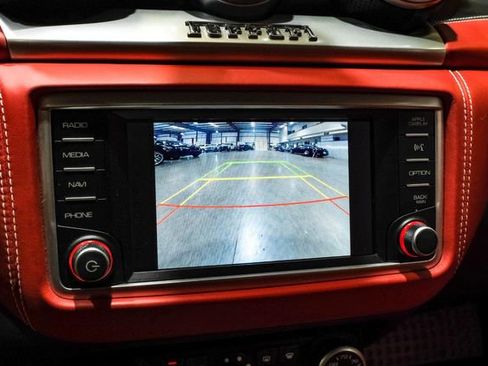 Used 2018 Ferrari California T image 28