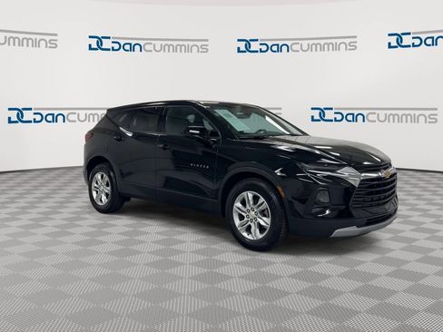 Used 2020 Chevrolet Blazer LT AWD/4WD image 2