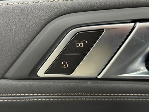 New 2026 BMW X6 M60i image 21