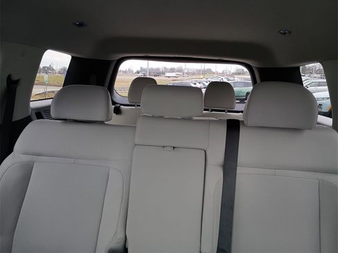 New 2026 Hyundai Santa Fe SE image 13