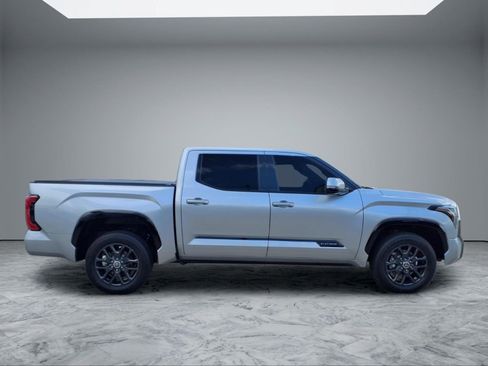 Used 2023 Toyota Tundra Platinum image 8