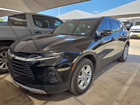 Used 2021 Chevrolet Blazer LT AWD/4WD image 3