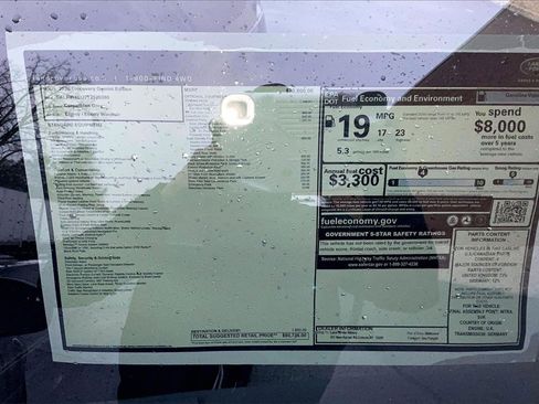 New 2026 Land Rover Discovery Limited Edition image 14