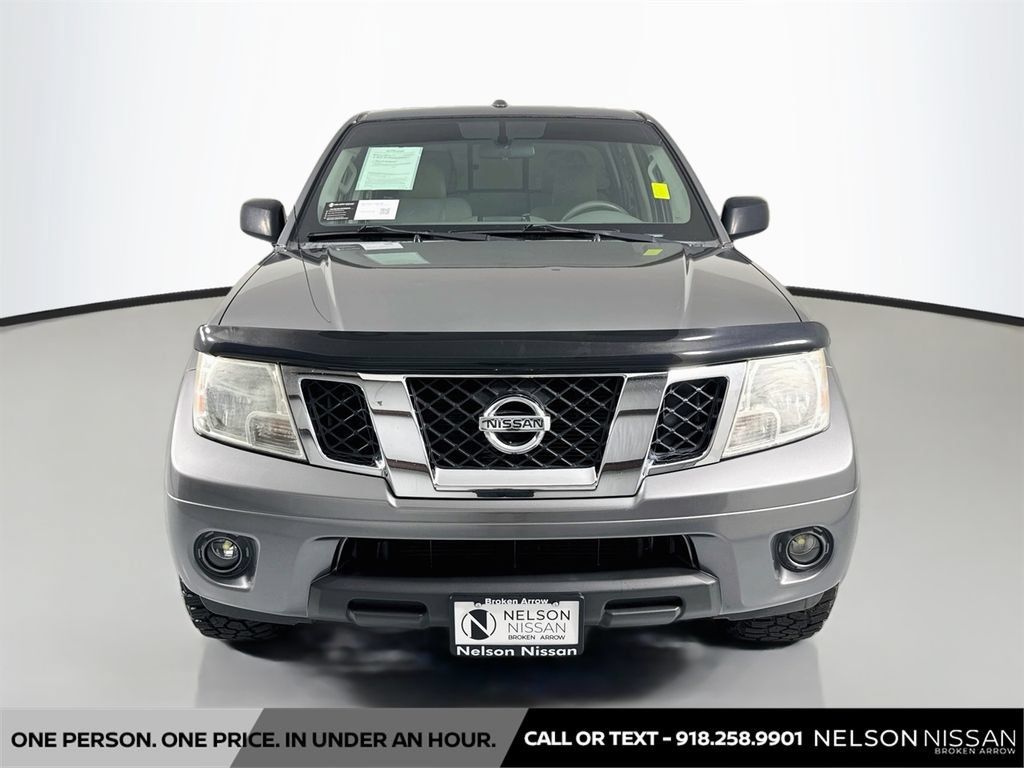 Used 2016 Nissan Frontier SV AWD/4WD image 2