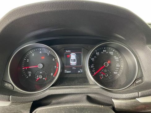Used 2018 Volkswagen Passat 2.0T SE FWD image 5