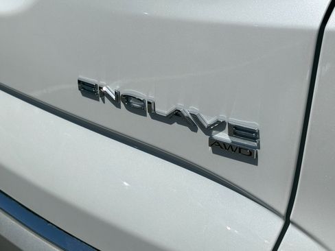 Used 2018 Buick Enclave Premium w/ Experience Buick Package AWD/4WD image 31