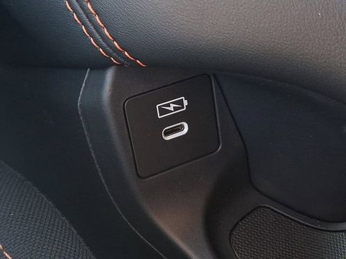 Certified 2025 Honda HR-V Sport image 25