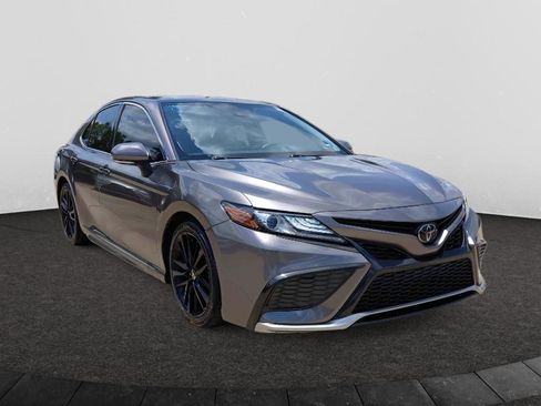 Used 2021 Toyota Camry XSE FWD image 1