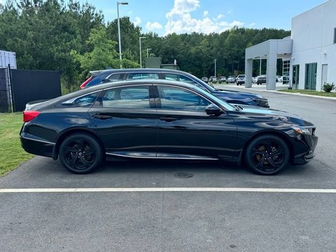 Used 2018 Honda Accord EX image 7