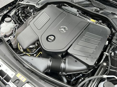 New 2025 Mercedes-Benz C 300 4MATIC Sedan image 27