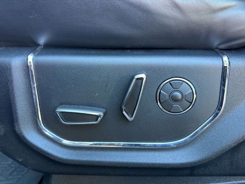 Used 2020 Ford Expedition Platinum image 38