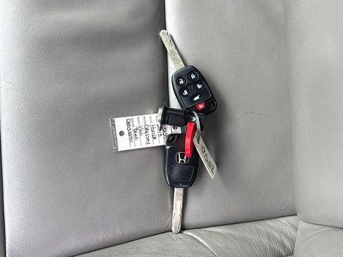 Used 2013 Honda Odyssey EX-L image 29