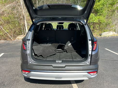 Used 2025 Hyundai Tucson Limited image 24
