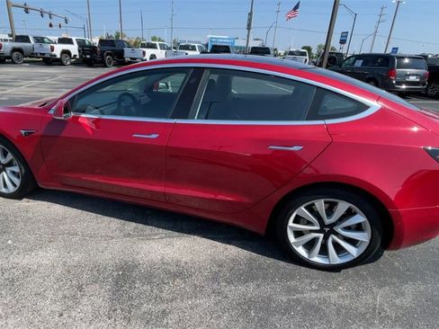 Used 2018 Tesla Model 3 Long Range image 7