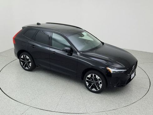 New 2026 Volvo XC60 B5 Plus w/ Protection Package Premier image 14