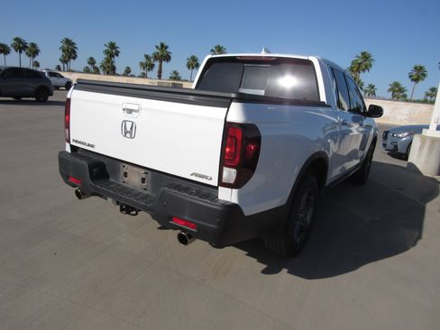 Used 2021 Honda Ridgeline RTL-E image 3
