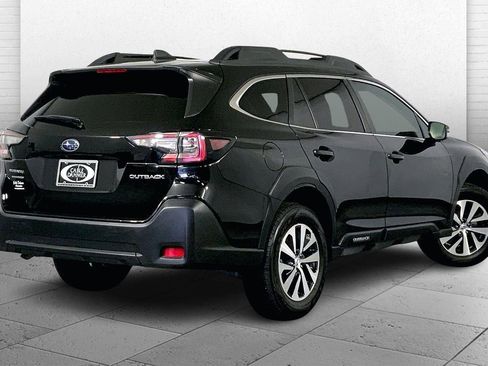 Used 2024 Subaru Outback Premium image 13