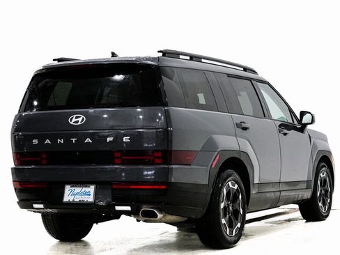 Used 2025 Hyundai Santa Fe SEL image 6