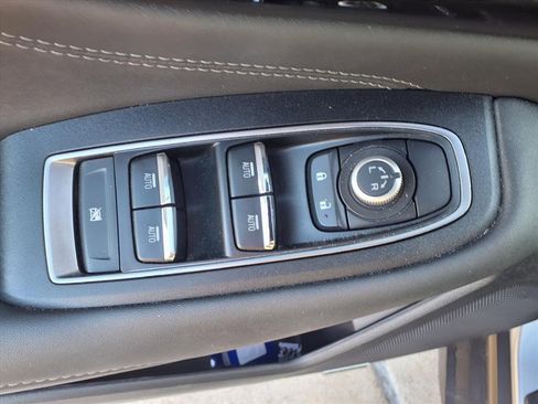 Used 2021 Subaru Outback Limited image 8