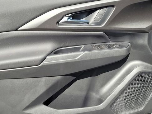 New 2026 Chevrolet Equinox EV LT image 13