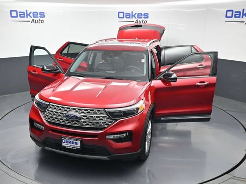 Used 2024 Ford Explorer Limited w/ Equipment Group 301A AWD/4WD image 61